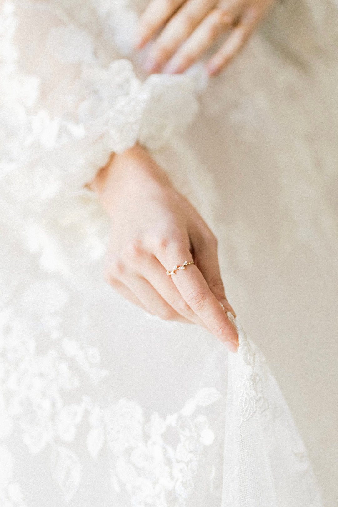 Diamond Leaf Ring